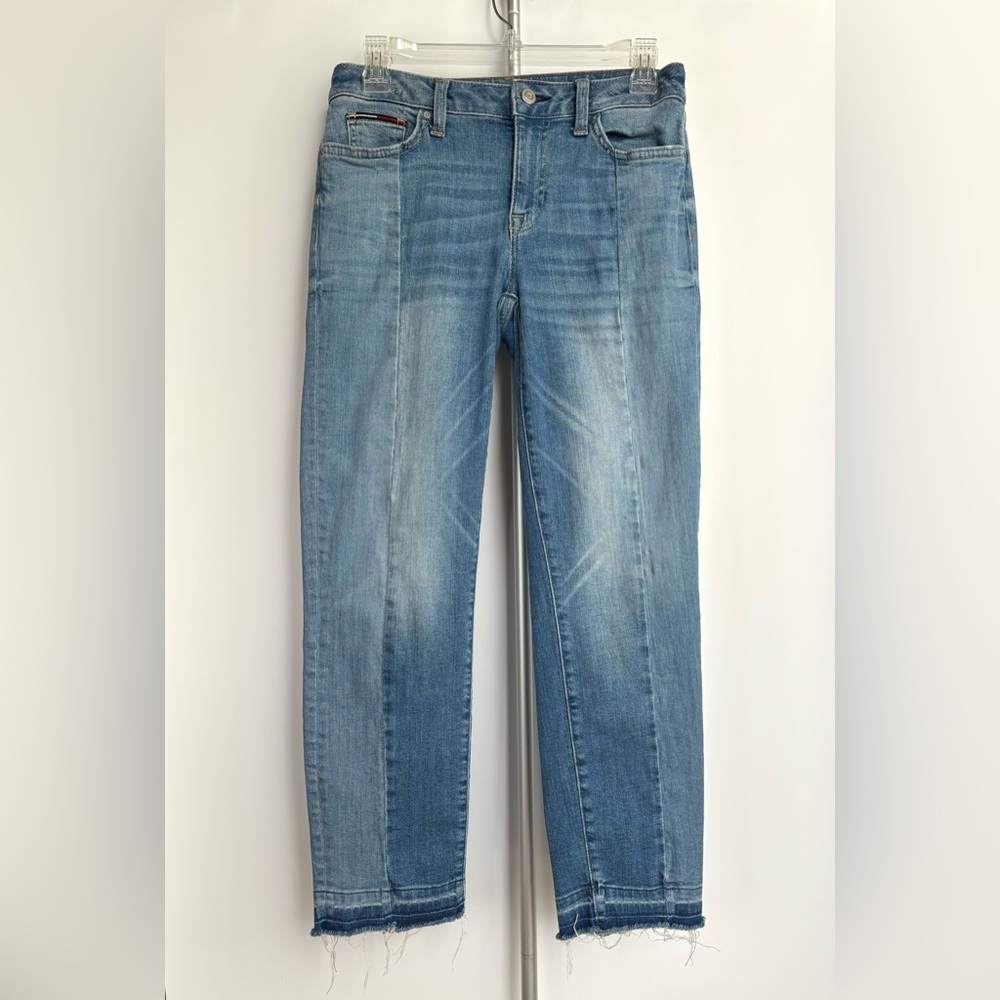 Tommy Hilfiger High Rise Straight Ankle Two Tone Released Hem‎ Jeans - size 2